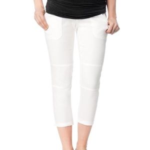 White linen pea in a pod crop maternity pants